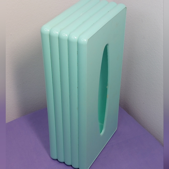 Vintage Mint Green Plastic Tissue Box Cover - Picture 4 of 12